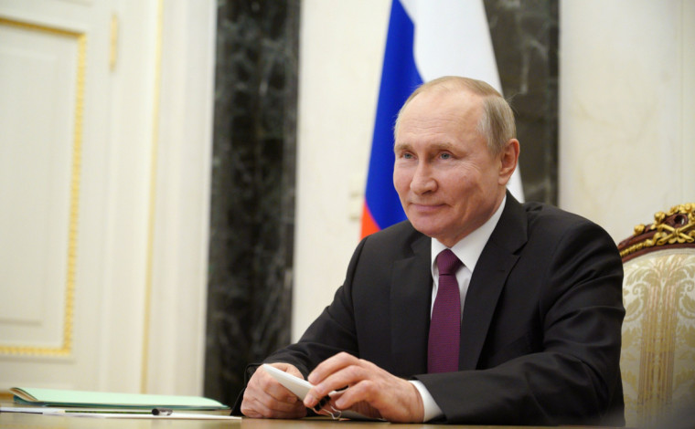 Поздравление выпускникам от президента РФ В.В.Путина.